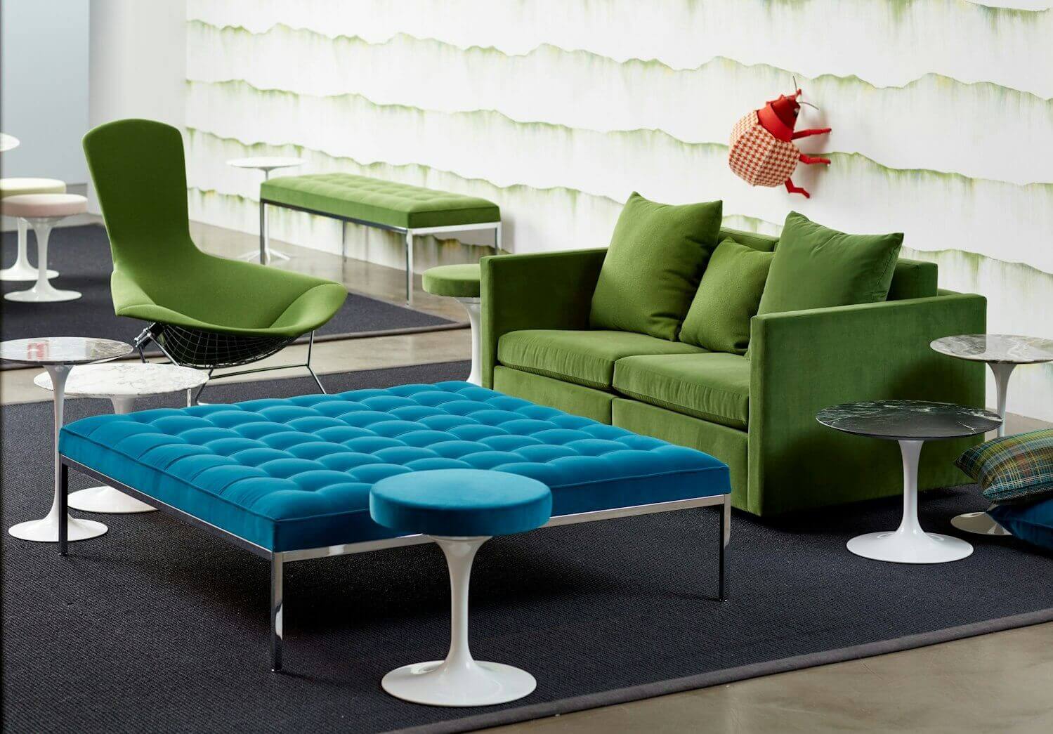 Florence Knoll Relaxed Bench with side tables and a sofa